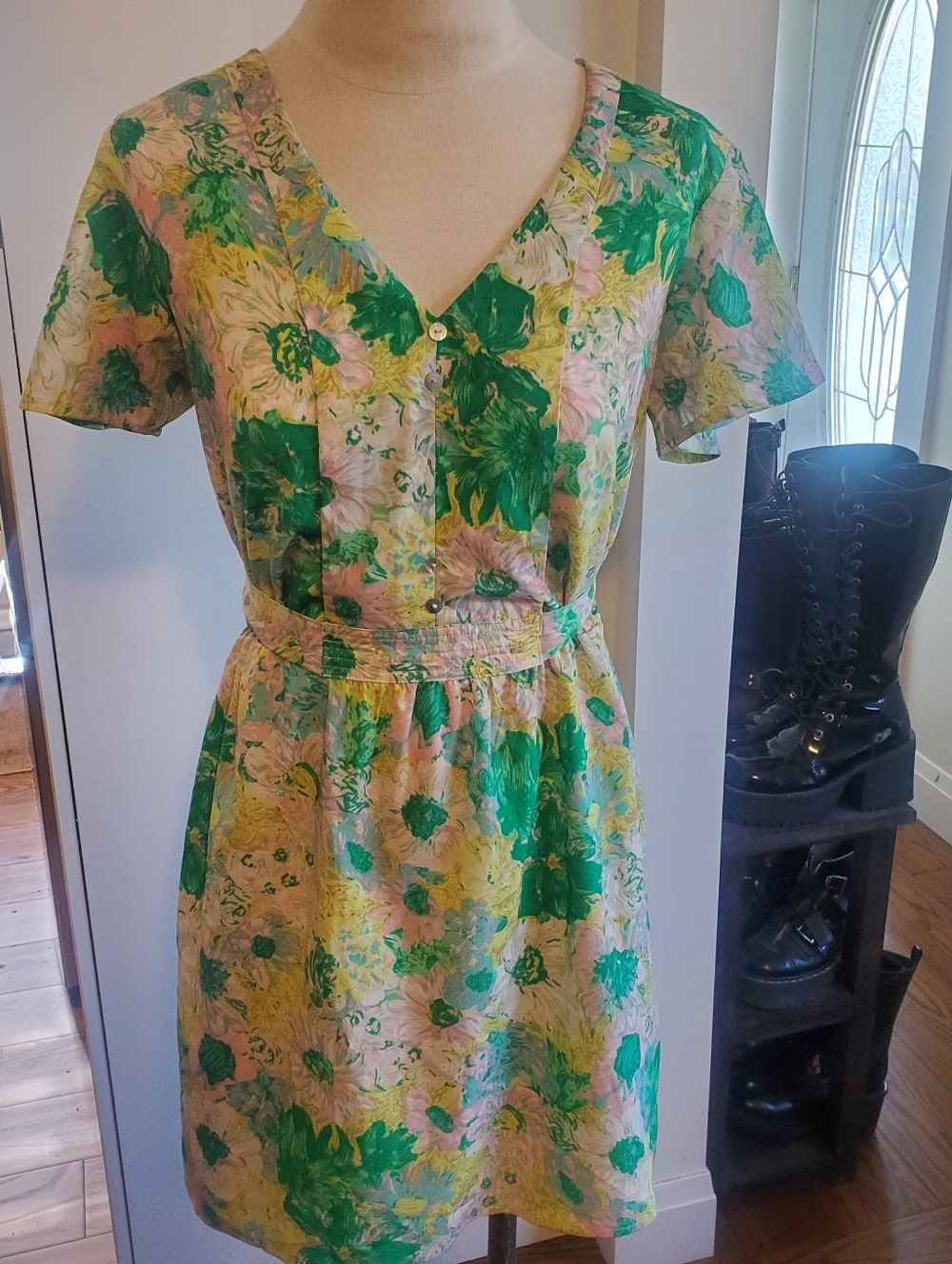 Vintage Floral Short Sleeve Dress in Green & Yellow Betsey Johnson Style 60s